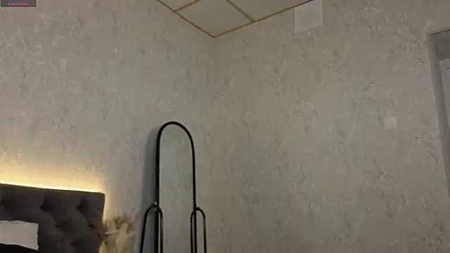 Scarle Whisper online show from March 21, 1:10 am