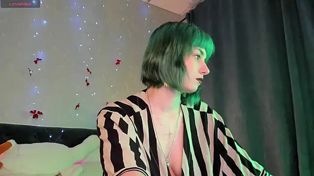 Scarle Whisper online show from May 20, 9:17 am
