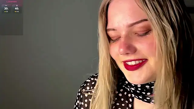 Velmiora online show from April 2, 4:04 pm