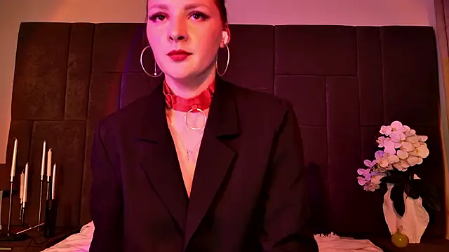 Vixsariaaa online show from February 2, 4:28 pm