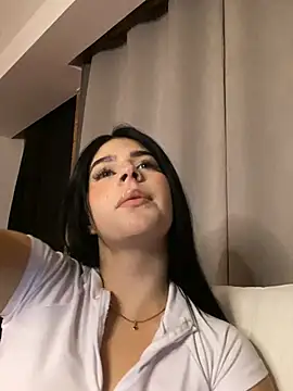  HannahFox  online show from March 21, 1:43 am