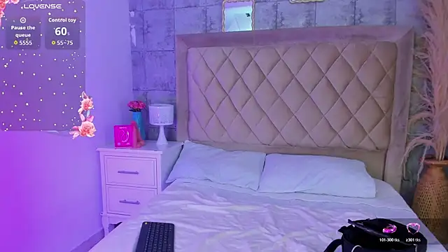 CleoFoxx  online show from March 23, 2:01 pm