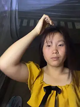 kekely online show from May 3, 2:42 pm