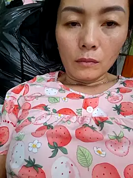 Baby-loveass69 online show from May 25, 5:28 am