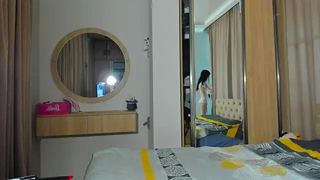 Lesyalisss online show from May 20, 8:28 pm