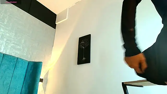 dulcenena moon online show from April 4, 12:04 pm