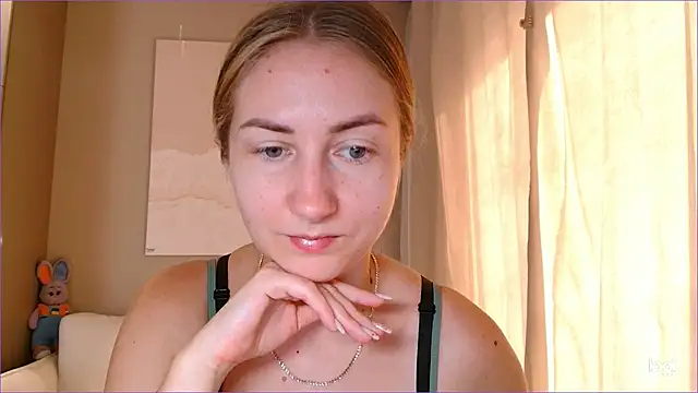 Snapshot of BluueSilk chatting on September 20, 7:28 am BluueSilk online show from September 20, 7:28 am