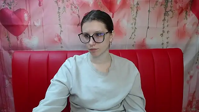 LilianaShine online show from May 13, 5:13 am