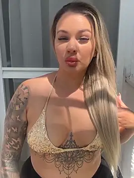 sexybatwomen33 online show from May 2, 9:56 am