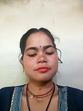 Sunali Bendre online show from March 31, 7:52 am