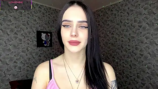 IeshaOsorio online show from April 7, 7:54 am