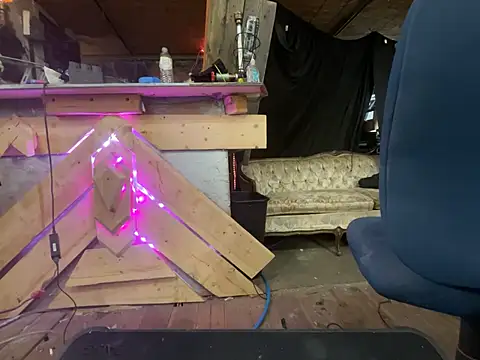 ctguybj online show from June 20, 6:00 pm