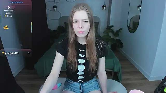  Tina Tayllor  online show from May 15, 9:28 pm