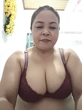 Baby-bigtits2026 online show from May 20, 10:23 am