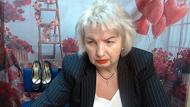 RenataDaster online show from May 12, 4:57 pm