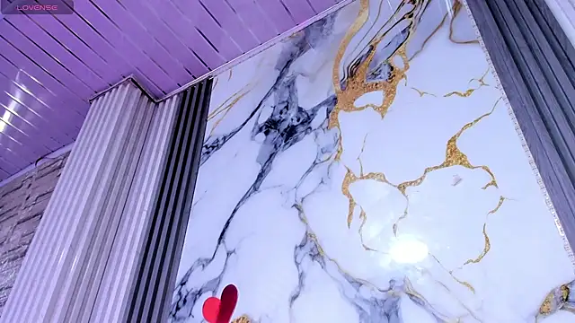 mlucreciasucker303av online show from March 13, 8:32 pm