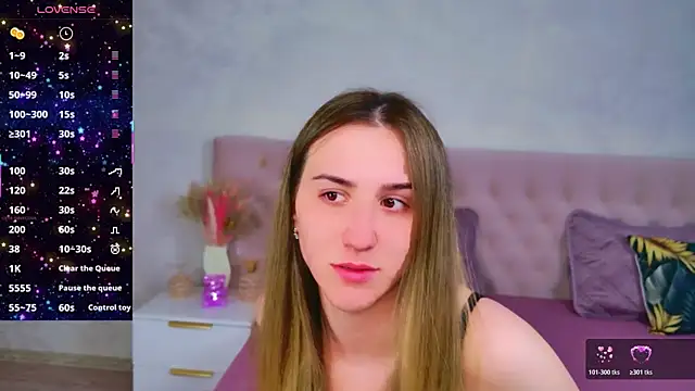 JasminUqueen online show from May 7, 1:43 am