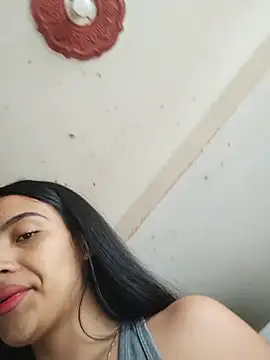 cynliu online show from May 21, 6:06 pm