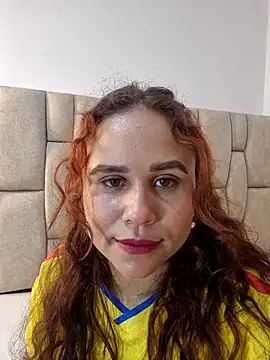 alennax online show from May 20, 3:09 pm