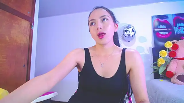 lika little0 online show from May 16, 1:19 am