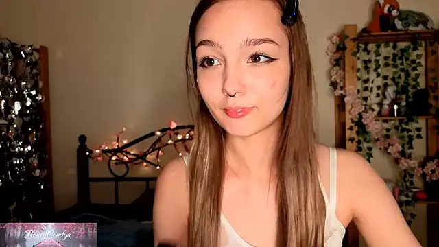 HoneyComfy online show from May 13, 4:24 pm