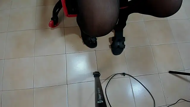 honeyhtx online show from April 5, 12:48 pm