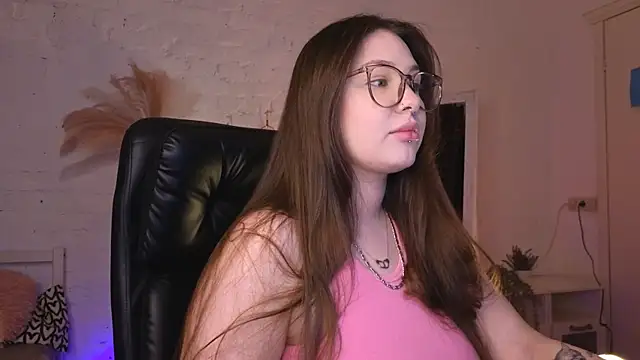 vanessaparadiza online show from June 4, 2:43 pm