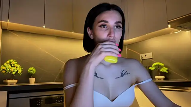 BlackFox V online show from March 29, 9:25 pm