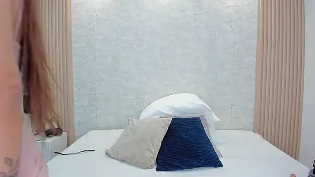 ViolettaRousee  online show from April 1, 9:56 pm