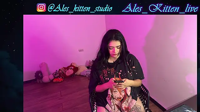 Ales Kitten Live online show from February 13, 3:41 am