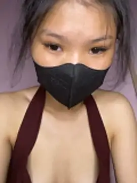 siting00 online show from May 7, 4:21 pm