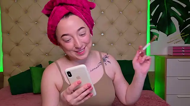 AwaMax online show from March 10, 6:06 am