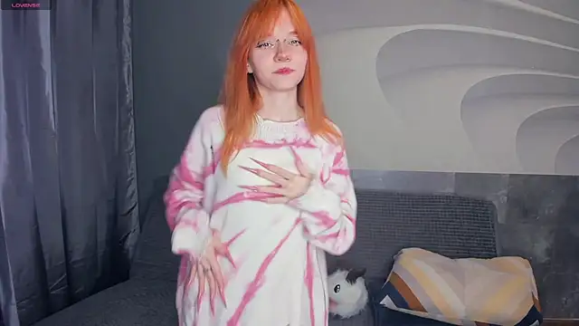 TarynPalek online show from May 15, 8:39 am
