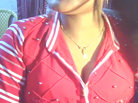 Nusrat Faria online show from March 14, 7:48 pm