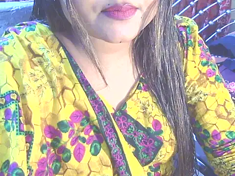 Nusrat Faria online show from May 13, 12:33 pm