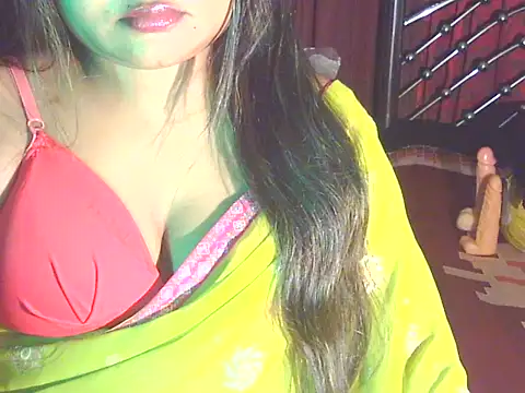 Nusrat Faria online show from May 9, 10:34 pm