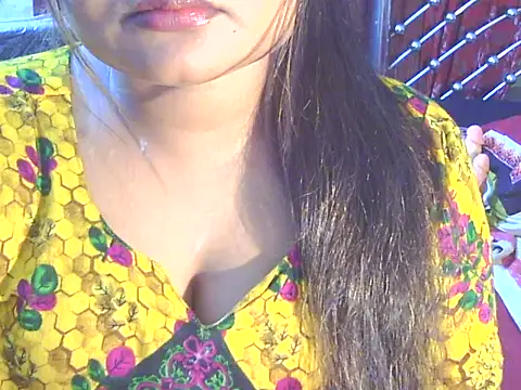 Nusrat Faria online show from May 7, 12:53 pm