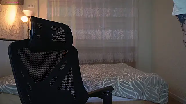 Nellie baby online show from March 5, 3:19 pm