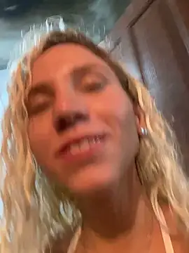 LoiraQuente69 online show from February 6, 10:13 pm