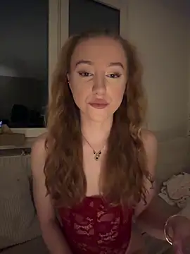 romyxxs online show from February 5, 10:46 pm