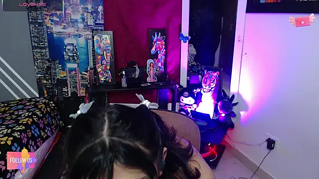 Karla CMA online show from April 6, 6:47 am