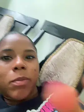 LIA PARKERR online show from April 30, 9:30 pm