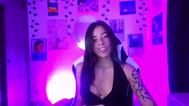 IvyStone  online show from March 27, 11:05 pm