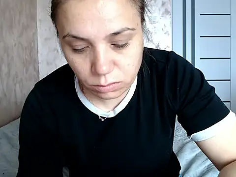 LorraGrey online show from May 20, 5:59 am