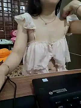 NinaKey online show from May 9, 5:26 pm