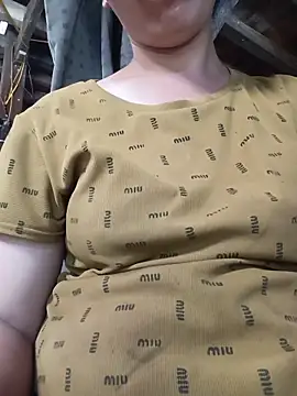 hot-luna- online show from May 26, 5:18 am
