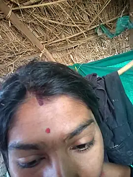 Hotty raghni online show from April 1, 4:24 am