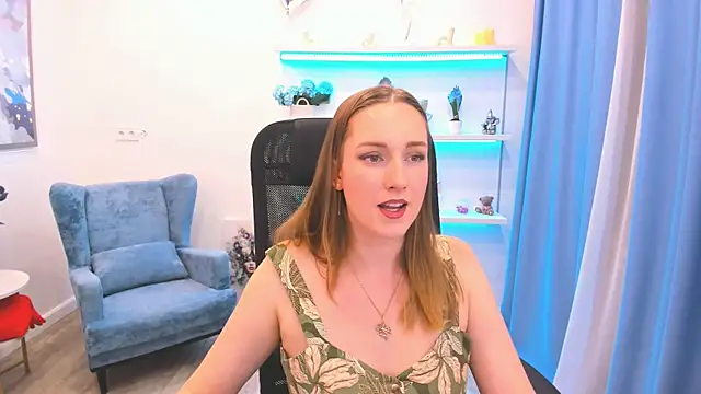 CaseyTerini online show from June 25, 5:12 am
