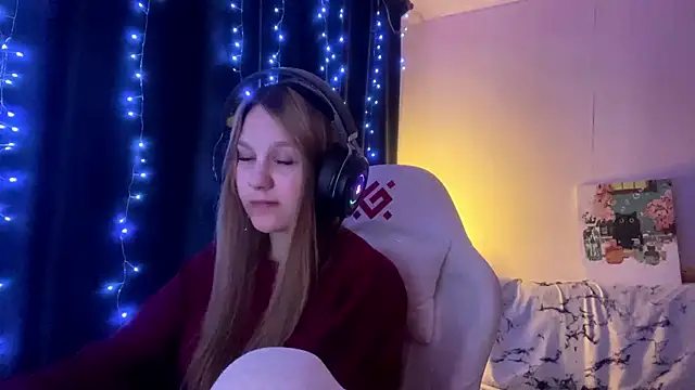 axin burnell online show from May 13, 6:57 pm