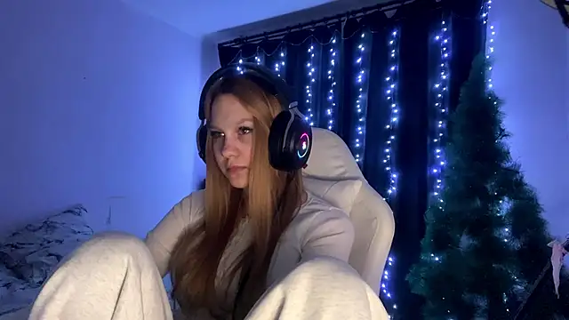 axin burnell online show from February 21, 5:46 pm